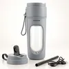 Grauer Akku-Mixer Wellsy mit Trinkdeckel, Silikon-Trinkhalm und USB-Ladekabel